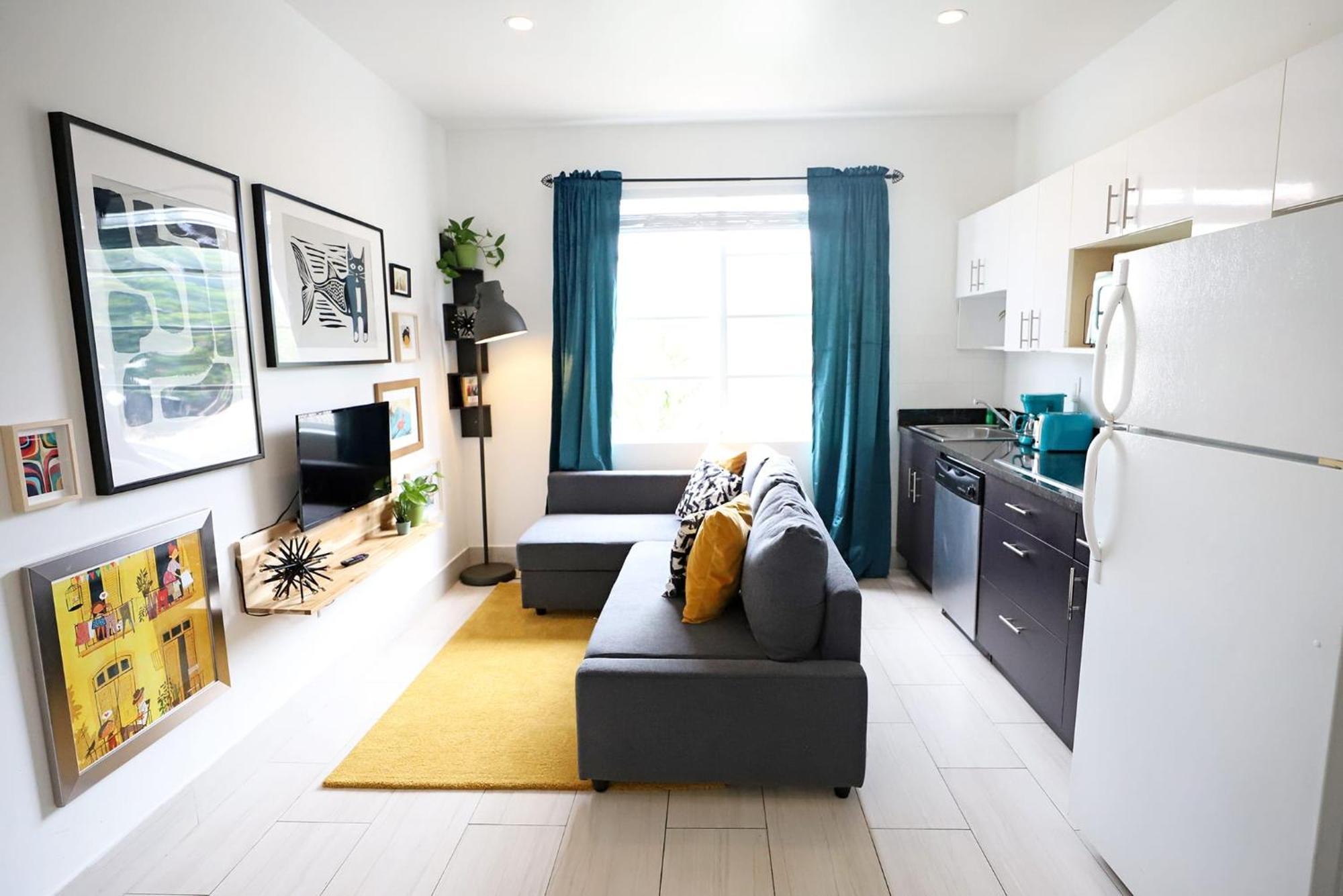 2 Bedroom Apartment 3 Minute Walk To South Beach & Ocean Drive Маямі-Біч Екстер'єр фото