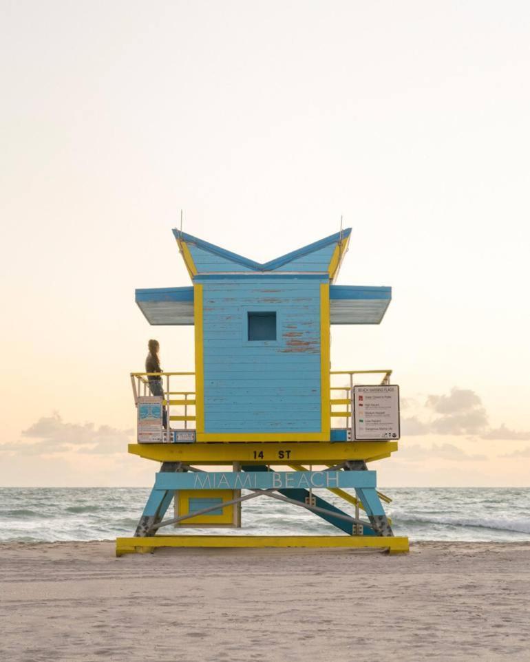 2 Bedroom Apartment 3 Minute Walk To South Beach & Ocean Drive Маямі-Біч Екстер'єр фото